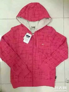 上海服装鞋帽箱包批发指南 运动品牌与日用百货的全方位市场解析